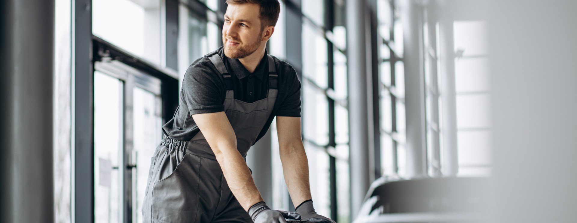 Tire change specialist